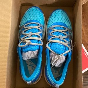 Ryka turquoise sneakers